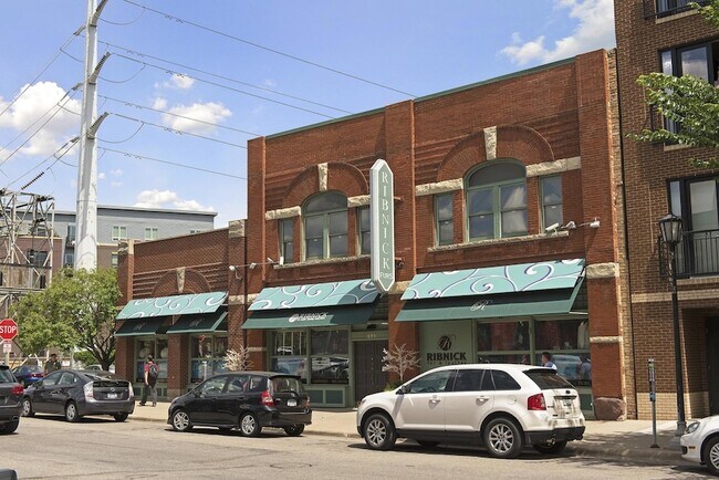 Building Photo - 345 N 6th Ave