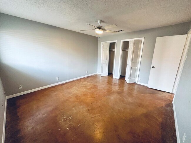 Building Photo - 3416 Willowrun Dr