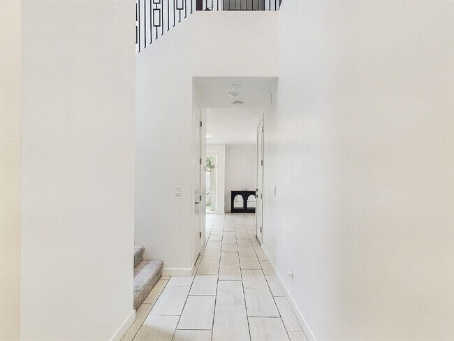 Building Photo - A luxe home in the heart of Chandler