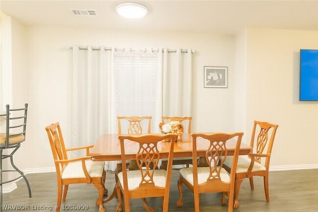 Building Photo - 3417 S 66th St