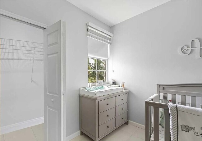 Building Photo - Gorgeous 2 bedroom 2 bath In Aventura on the Intercoastal