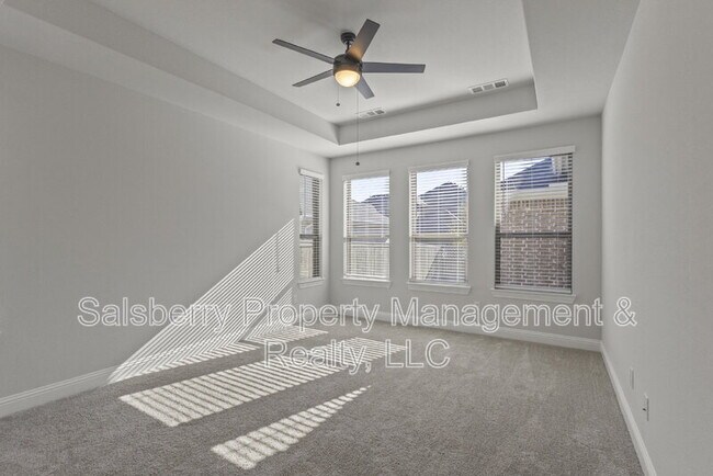 Building Photo - 2021 Daniel Dr