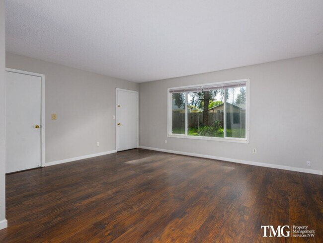 Building Photo - HildebrandtSD-2