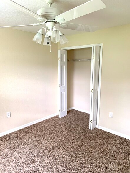 Building Photo - 7055 Lassen Ave