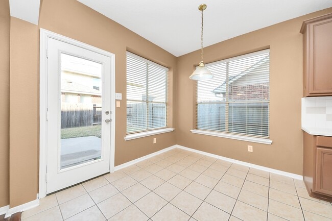 Building Photo - 4703 Zachary Ln