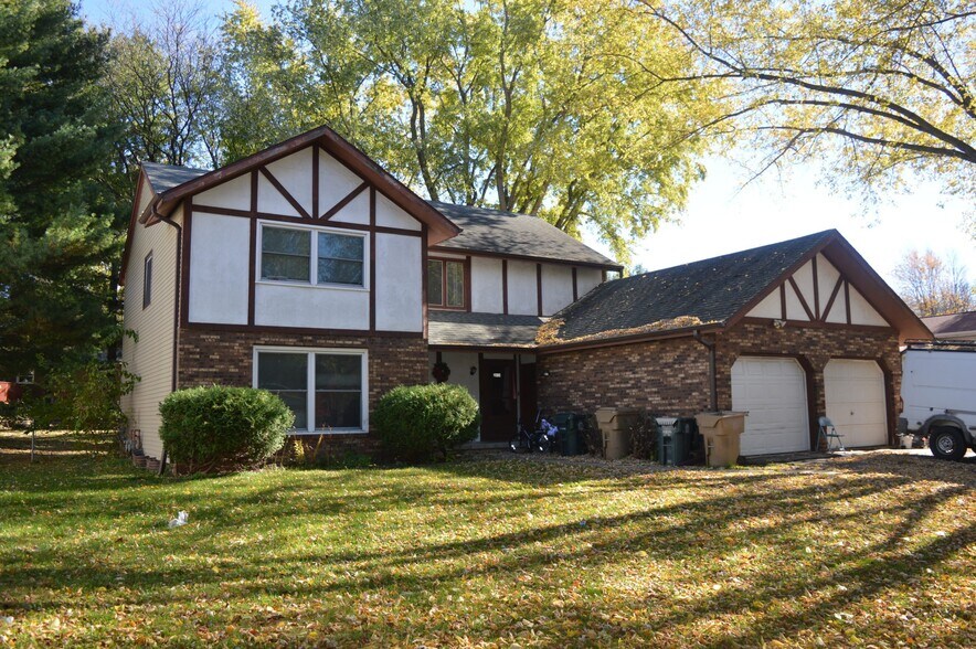 Primary Photo - 2029 Adderbury Ln