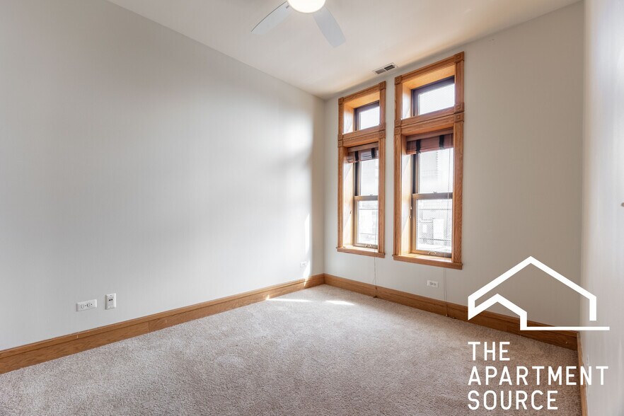 Building Photo - 1162 W Grand Ave