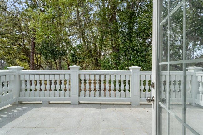 Building Photo - 17062 Comunidad de Avila