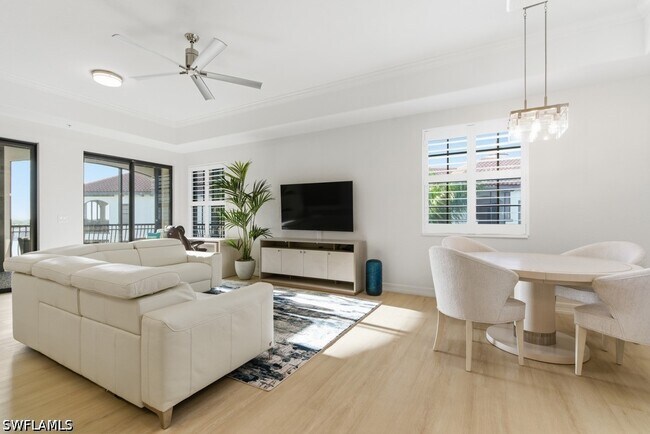 Building Photo - 10731 Mirasol Dr