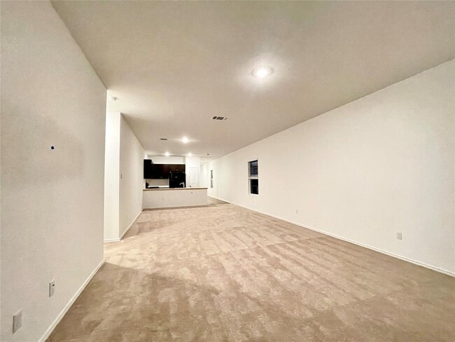 Building Photo - 332 Amber Gln