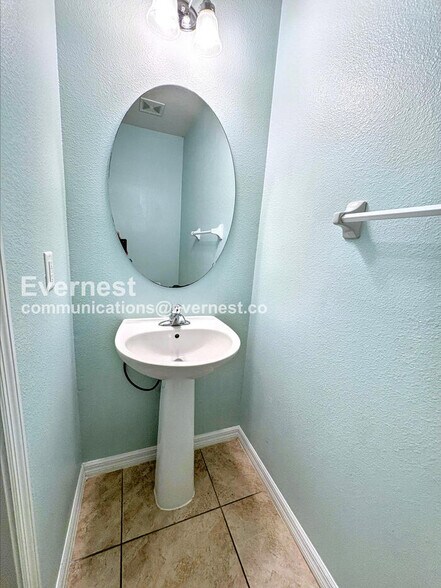 Building Photo - 14418 Scottburgh Glen Dr