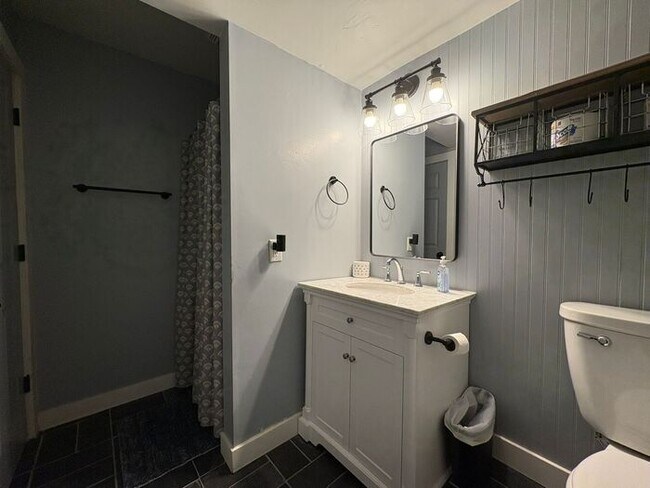 Building Photo - $5,400 | 7 Bedroom, 5 Bathroom Single Family Home | No Pets* | Available for August 1st, 2027 Mov...