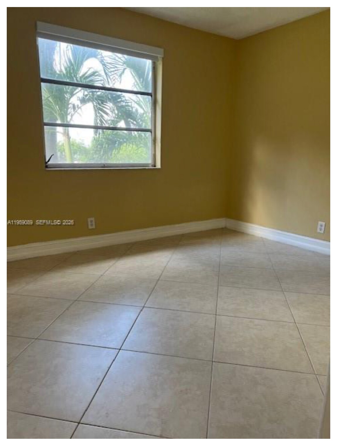 Building Photo - 2226 N Cypress Bend Dr