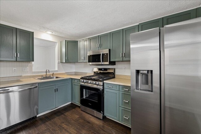 Building Photo - 7 Swift Ln