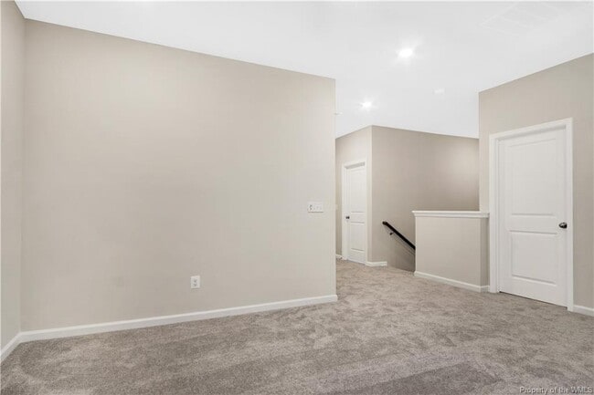Building Photo - 4084 Isaac Cir