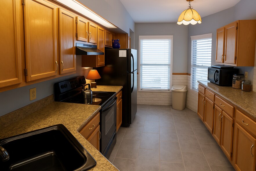 Building Photo - 12213 Augusta Woods Cir