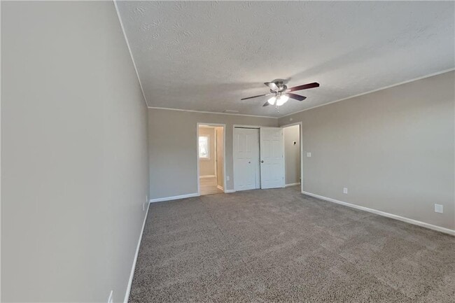 Building Photo - 210 Timber Laurel Ct