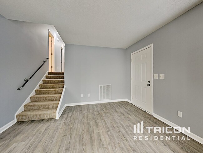 Building Photo - 207 Gun Range Rd