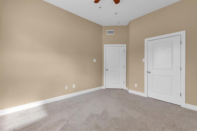 Building Photo - 17040 W Farm To Market 1097