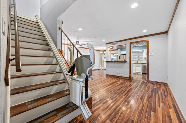 Building Photo - 14515 Wunderlich Dr