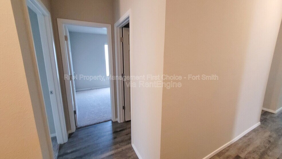 Building Photo - 8218 Melody Ln