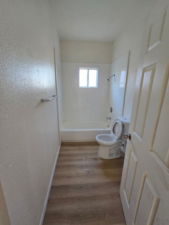 Building Photo - Remodeled Single Story Home in Richmond, CA..