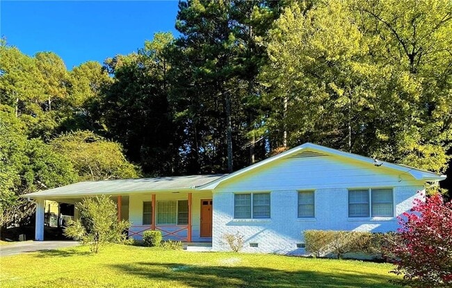 Primary Photo - 2467 Woodside Way