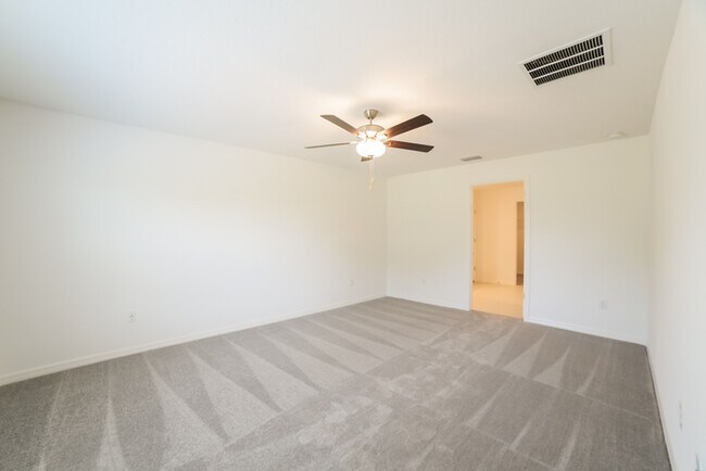 Building Photo - 4124 84th Ct E