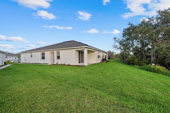 Building Photo - 642 157th Ct E