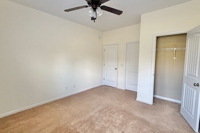 Building Photo - AVAILABLE NOW! (Small Pets Only)