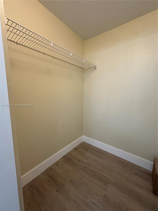 Building Photo - 6630 NW 114th Ave