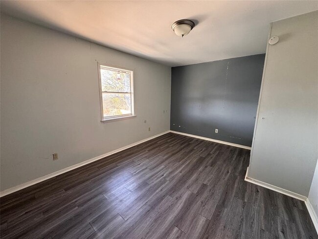 Building Photo - 1050 FM970