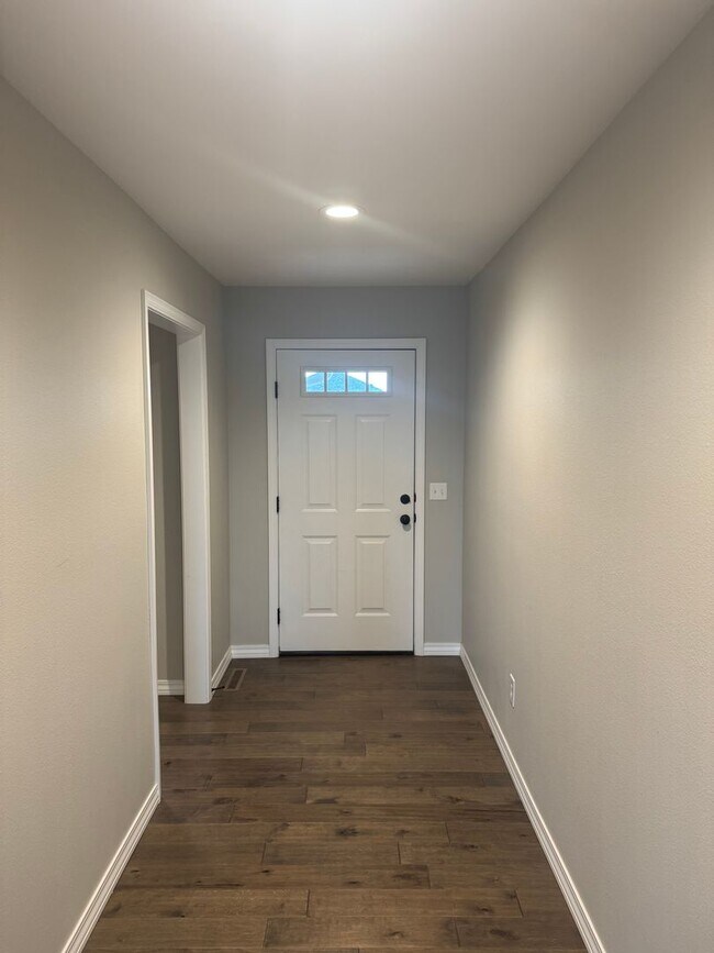 Building Photo - Your Next Home Awaits