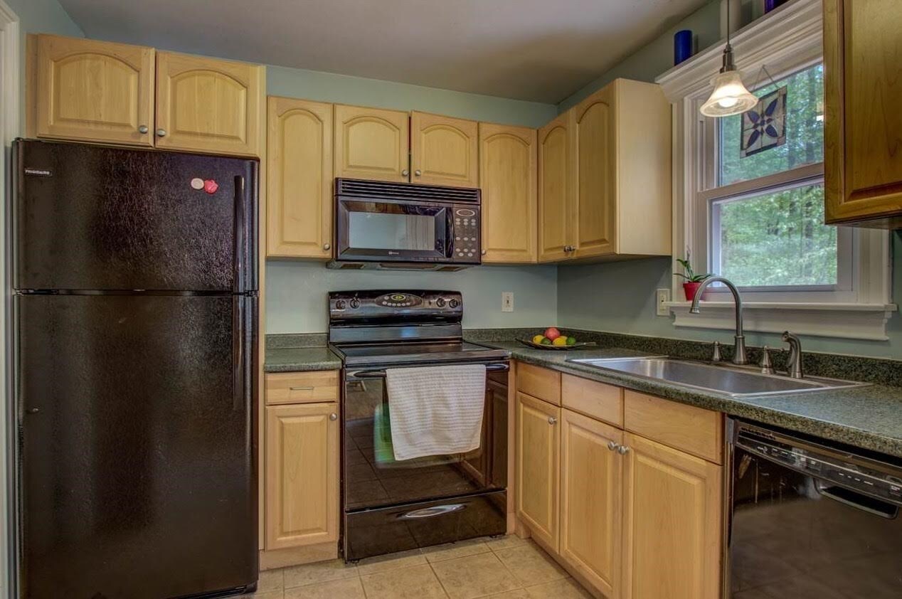 Building Photo - 99 Winnicutt Rd