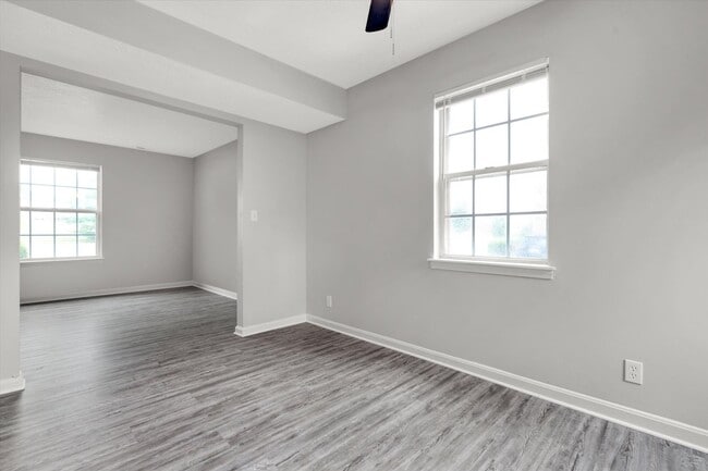 Building Photo - Two bedroom Townhome bath and half.  Washer and Dryer Connections