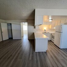 Building Photo - 156 Judy Ln