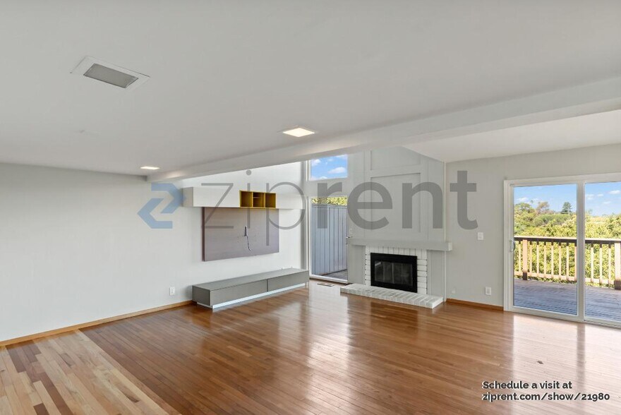Building Photo - 1541 Buckeye Ct
