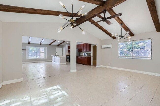 Building Photo - Ready for Move In! $250 off of the first full month's rent!