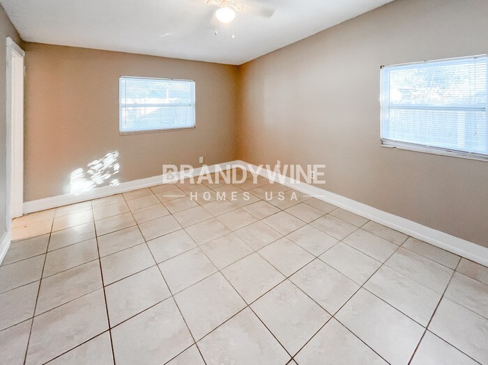 Building Photo - 11241 Princessa Ln