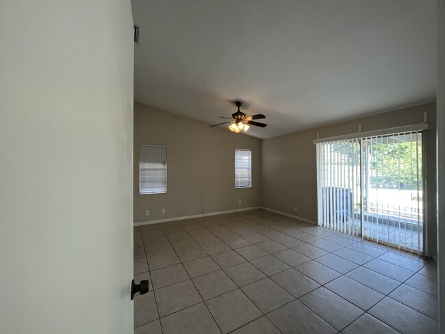 Building Photo - 4770 NW 77th Terrace