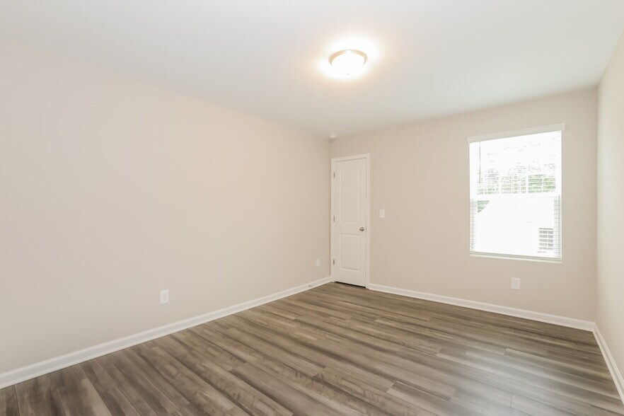 Building Photo - 4094 Kendrick Cir