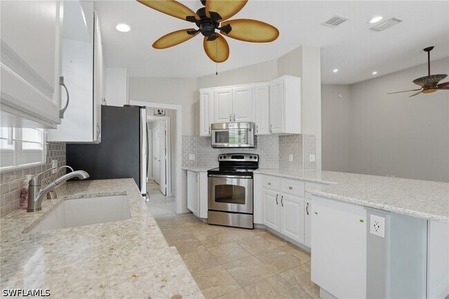 Building Photo - 28207 Islet Trail