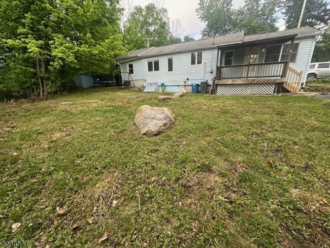 Building Photo - 84 Fairview Dr.