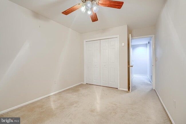 Building Photo - 414 Five Farms Ln