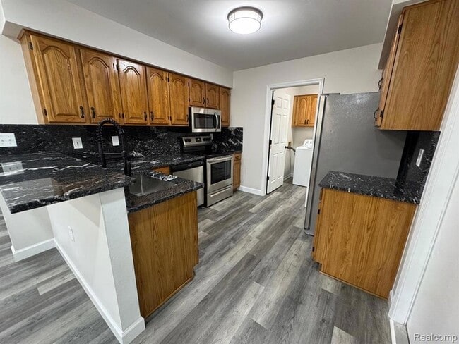 Building Photo - 2343 Heritage Pointe Dr