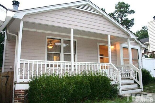 Building Photo - 124 Oak Hill Loop