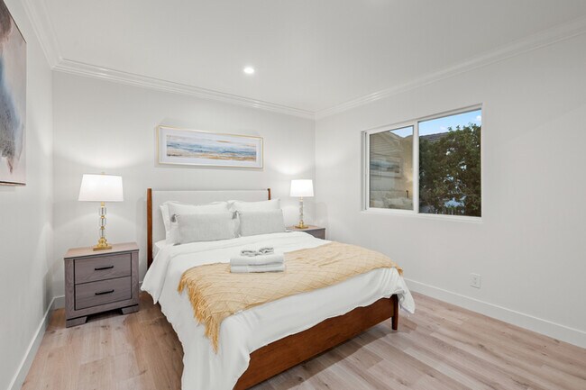 Building Photo - Gated Newport Coast 5BR w/ Pool Access