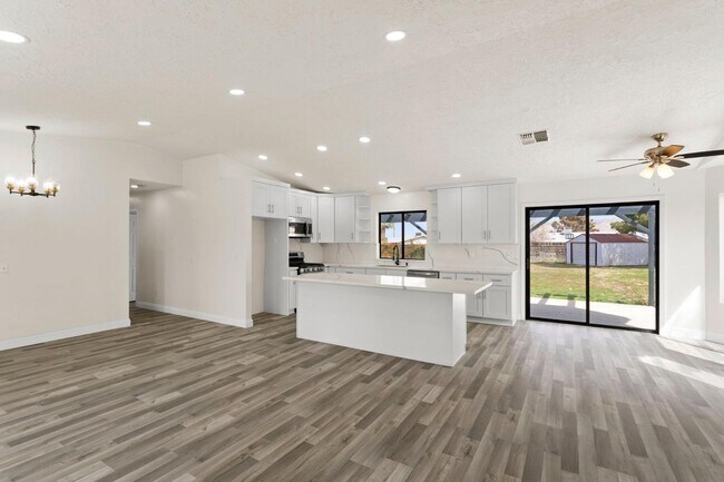 Building Photo - 7349 Jenkins Ave
