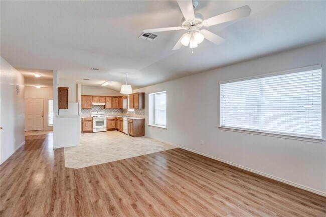 Building Photo - 405 Fort Thomas Pl