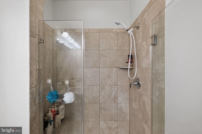 Building Photo - 15297 Westham Ct